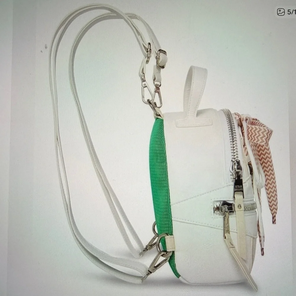 Steve Madden Women's Roaring Mini Backpack, NWT - Picture 5 of 8